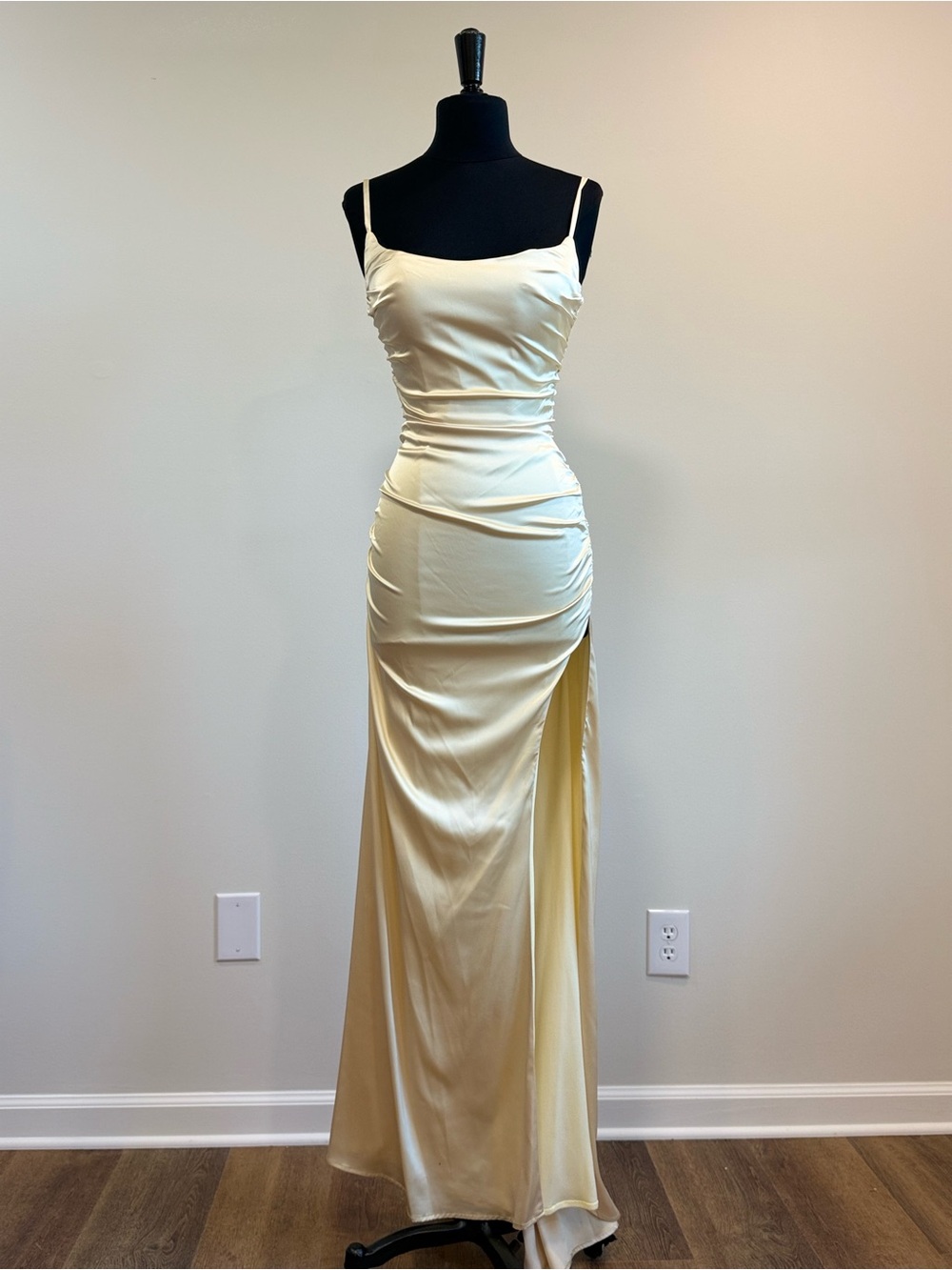 La Femme Pale Yellow Satin Ruched Spaghetti-Strap Prom Dress